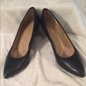 Classic Naturalizer Women’s Classic Black Heels